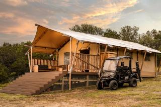 Stunning Safari Tent with Great Sights in San Saba, Texas - 7