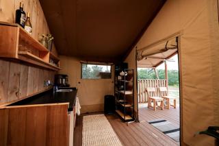 Stunning Safari Tent with Great Sights in San Saba, Texas - 5
