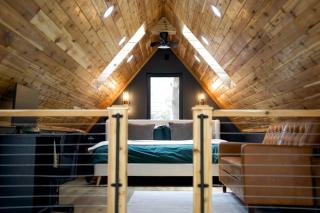 Riverfront, Modern A-Frame on the Allegheny River, Perfect for a Romantic Weekend to Unwind - 2