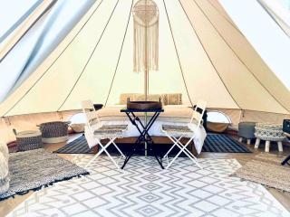 Escape to the Stars: Bell Tent Getaway for Couples in Michigan's Idyllic Destination - 7