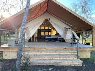 Relaxing Lakeview Safari Tent with Outdoor Seating and Nature Access near Bastrop, Texas - 0
