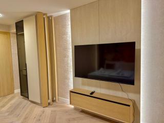Luxury Design Klimt Apartment - 4