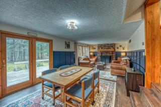 Charming Cabin with Games Room in North Woodstock, New Hampshire, Ideal for Relaxing Getaways in Nature - 6