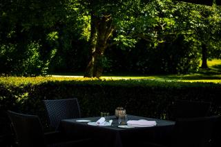 't Ganzenest Restaurant # klein hotel - 0