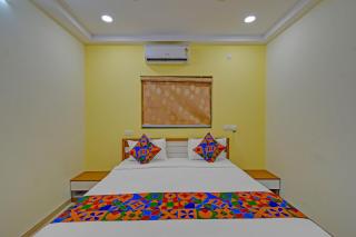 FabHotel GG Stays - 1