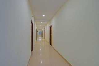 FabHotel GG Stays - 6