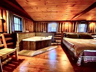 Rustic Studio Cabin Rental in the Heart of the White Mountains in New Hampshire - 7