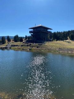 Marvelous Tower Rental in Ennis, Montana - Fantastic Family Glamping Vacation Spot near Virginia City - 6