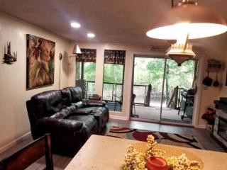 Serenity by the River: Glamping in Claxton, Georgia - 9