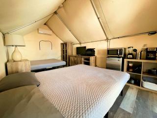 #L Son's Comfortable Safari Tent in Kingsbury, TX - 8