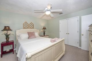 Cabin Getaway: Pet-Friendly Oasis on the Ochlockonee River Bend, Ideal for Fishing and Swimming - 9