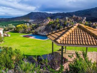 Barton Luxury Villas - 7