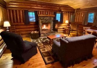 Cozy Log Cabin Rental in the White Mountains of New Hampshire - 9