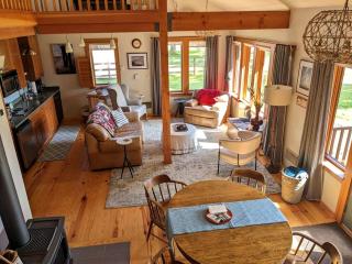 River Loft Cabin on Columbia in Skamokawa Valley, WA - 9