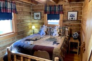 Rural Family Cabin Nestled Among Nature in Indiana - 7