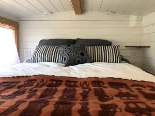 Breakers - stay in a tiny home on the Oregon Coast - 8