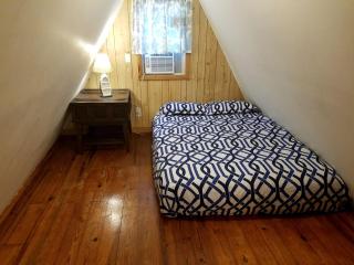 Cozy Lakeside Cabin with Private Dock & Resort Access Near Lake Cisco, Cisco, TX - 2