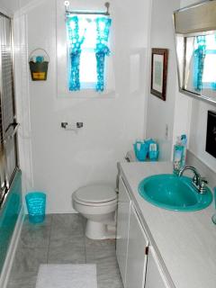 Secluded Cottage Rental on Lovely Lake near Rochester, New York - 2