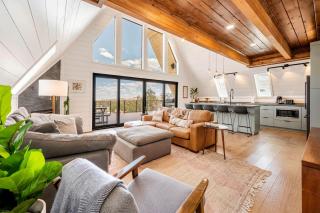Secluded A-frame with Stunning Desert Views in Torrey, Utah - 4