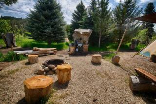 Wolf Den Getaway Destination - 1