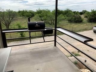 Wilderness Cabin Rental Perfect for Glamping in Texas - 7