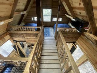 Rustic Tree House Nestled in the Heart of Ouachita National Forest, Arkansas - 2