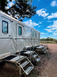 Riverside Glamping Vacation for Everyone: Cute and Comfortable Safari Tent near Kingsbury, Texas - 5