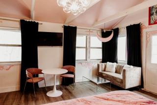 Charm in the Mountains: Your Nicest Getaway Awaits at Our One-of-a-Kind Tracy City Cabin - 8