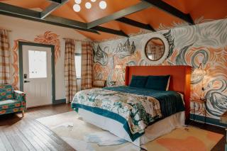 Chic and Cozy: Romantic Glamping at Its Finest in Tennessee - 5