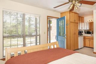 Ochlockonee River Cottage with Scenic Island Vista in Wakulla County, FL - 9