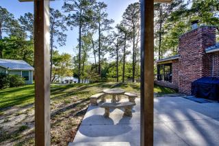 Ochlockonee River Cottage with Scenic Island Vista in Wakulla County, FL - 2