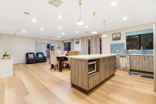 Spacious & cozy retreat in Melbourne west - 7