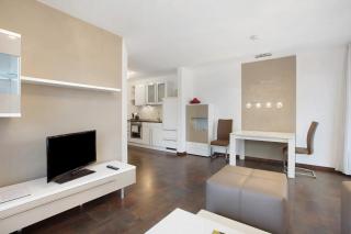 Ferienwohnung Burgunderblick - Balkon & Therme inkl kostenloser Parkplatz - 3