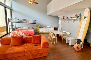 Duplex Waikiki Seaside Full Kitchen Big Terrace NR HPU Sleeps 8 - 2