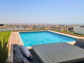 Villa Luxe - Piscine Privée - 800m2 - 6 Suites - 6