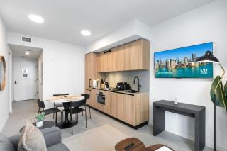 Downtown Miami Condo w Den in 501 First - 5