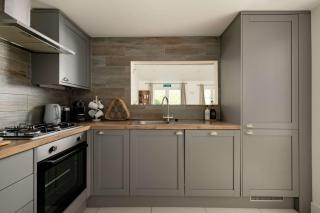 Aintree Cottage - 3