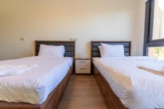 Cozy BayWest Villa Private & Peaceful Getaway - 2
