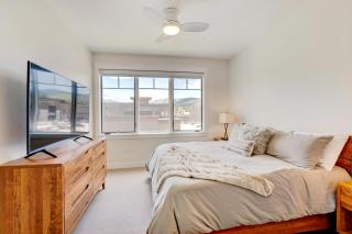 Downtown WP Loft 308 I Huge Hot Tub I Great Views - 2