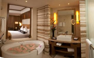 Crowne Plaza New Delhi Okhla by IHG - 4