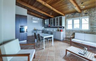 Nice Home In Satriano - 6