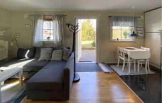 1 Bedroom Cozy Home In Färjestaden - 9