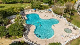 Prime Studio lake & Pool View 5 min to Universal - 7
