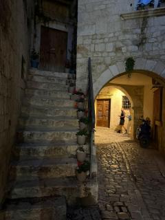 Luxury Gothic Residence Trogir Old Town - Trogir - 8