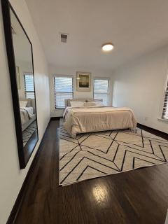 Simple Comforts Home - Midway Hollow North Dallas - Pets Welcome - 4