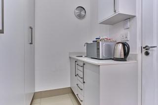 4 Kiaat Suites - 1