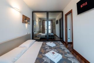 Due passi dal mare, Marina Seaview - 5