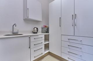 3 Kiaat Suites - 9
