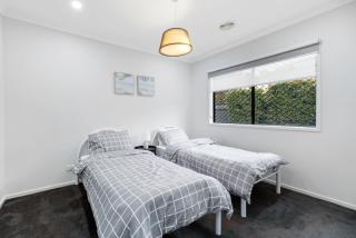 Craigieburn Family Retreat I Comfort & Cozy Vibes - 3