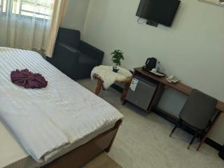 Kamur Executive Inn - 2